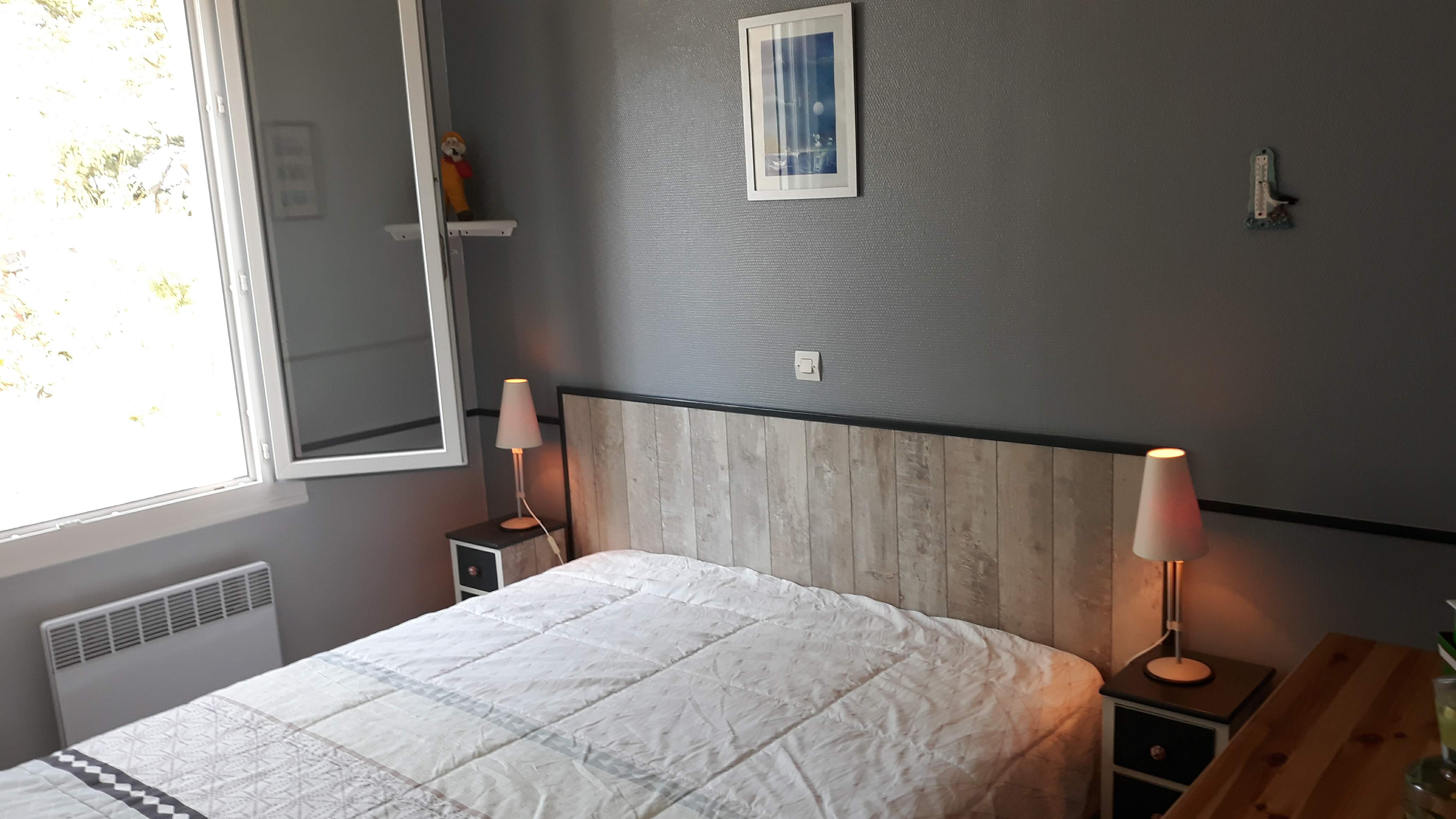 Chambre grise 5 