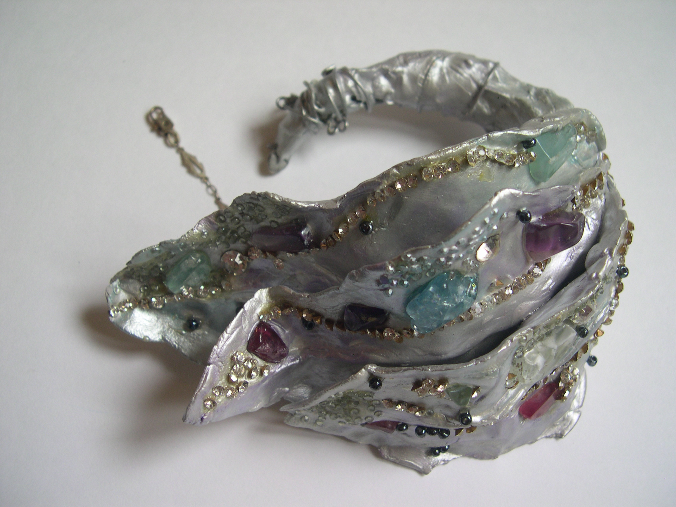 E nada kosseim samara bracelet sculpture 2