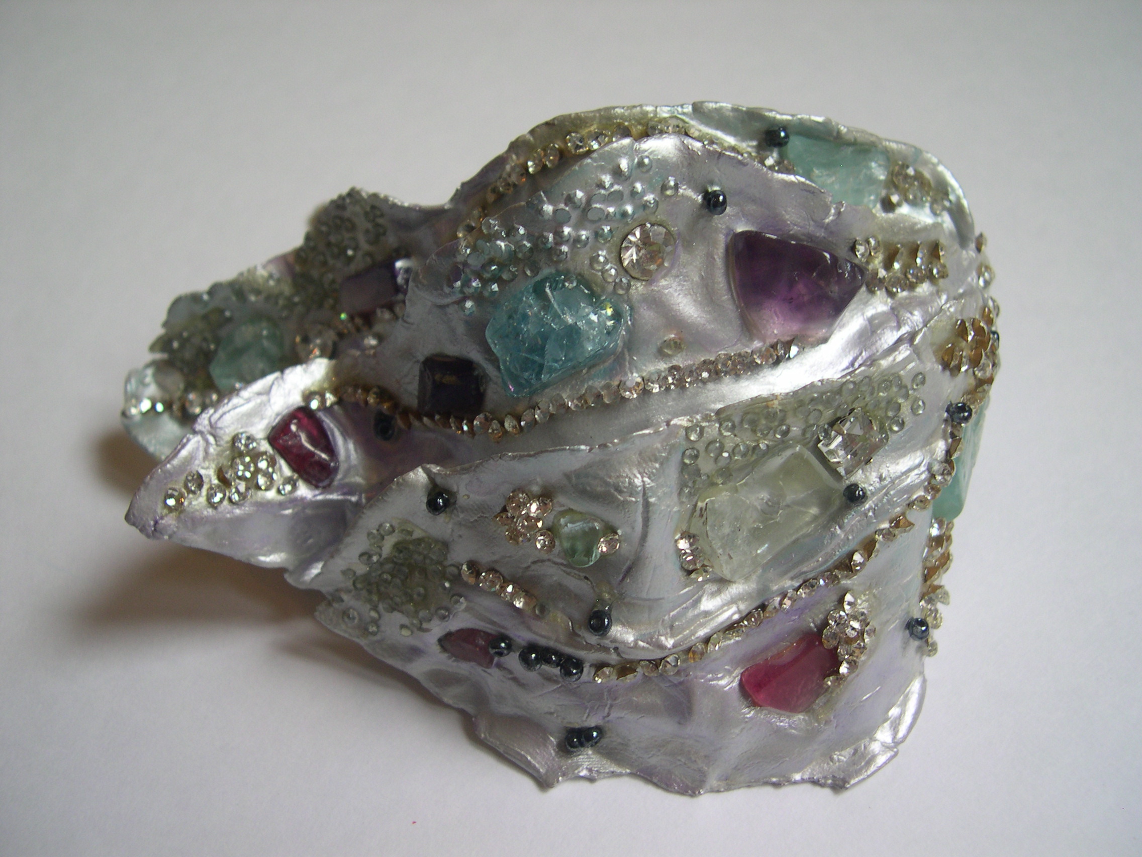 F nada kosseim samara bracelet sculpture