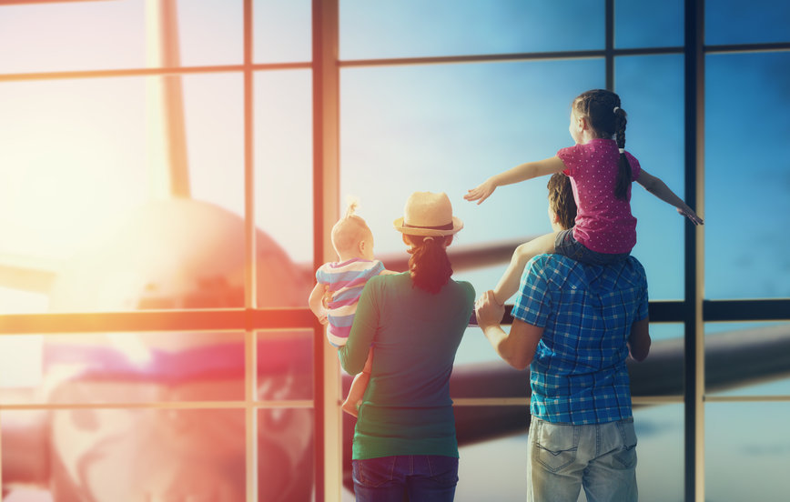 famille à l'aéroport de beauvais