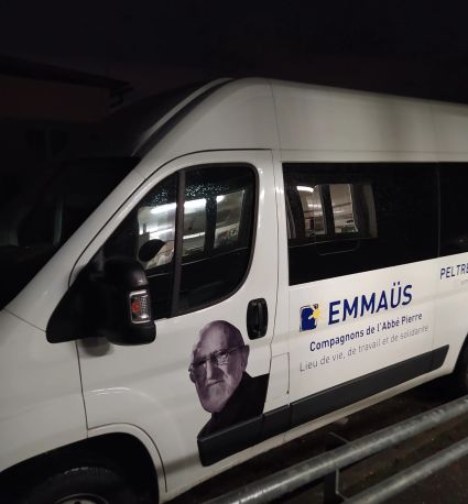 Bus-Emmaus-resized