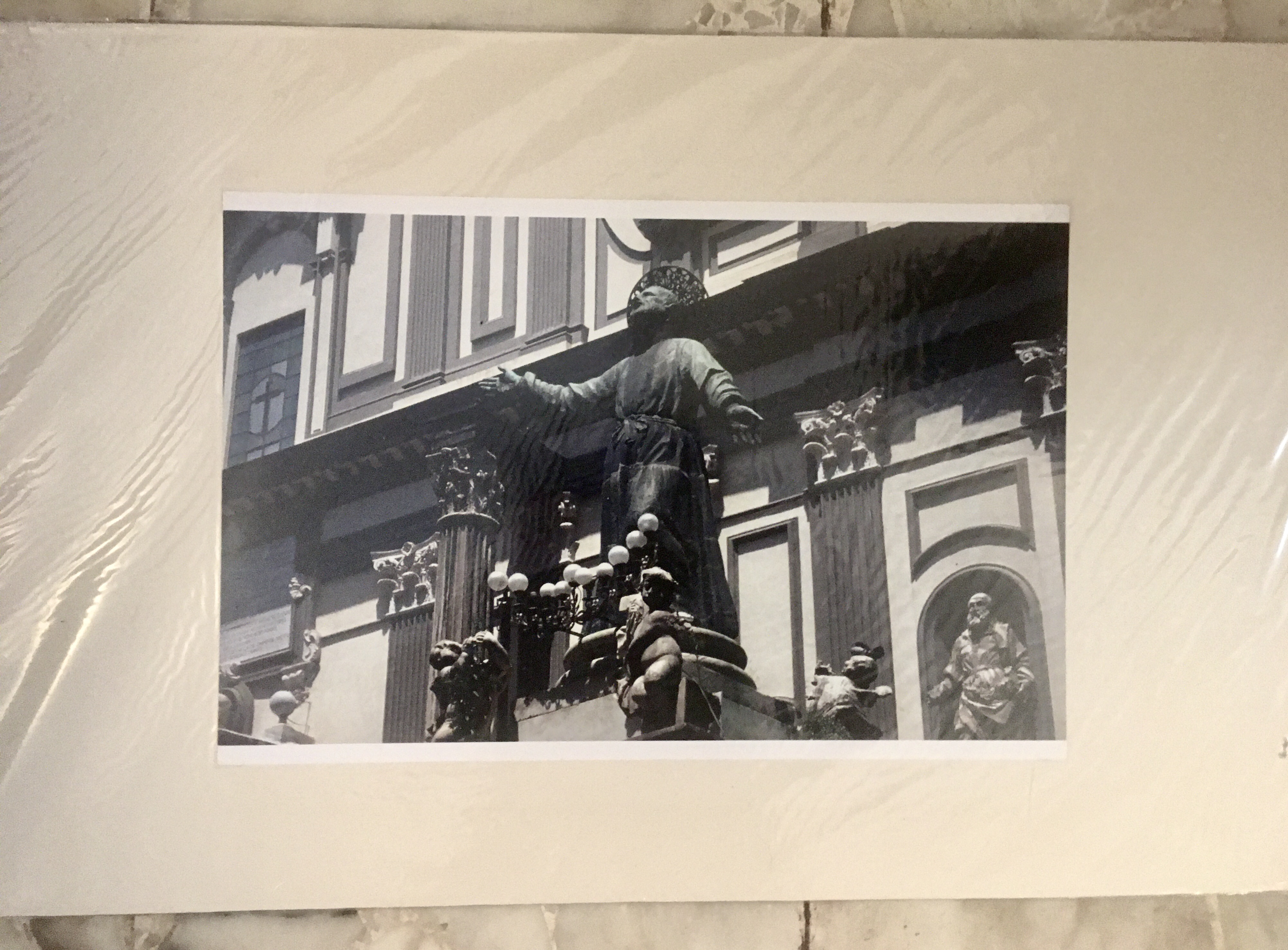 Statue 1