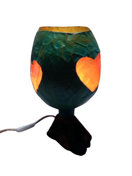 DYLIS Lampe à poser 
Abat-jour papier mâché et tissu
Pied mélèze