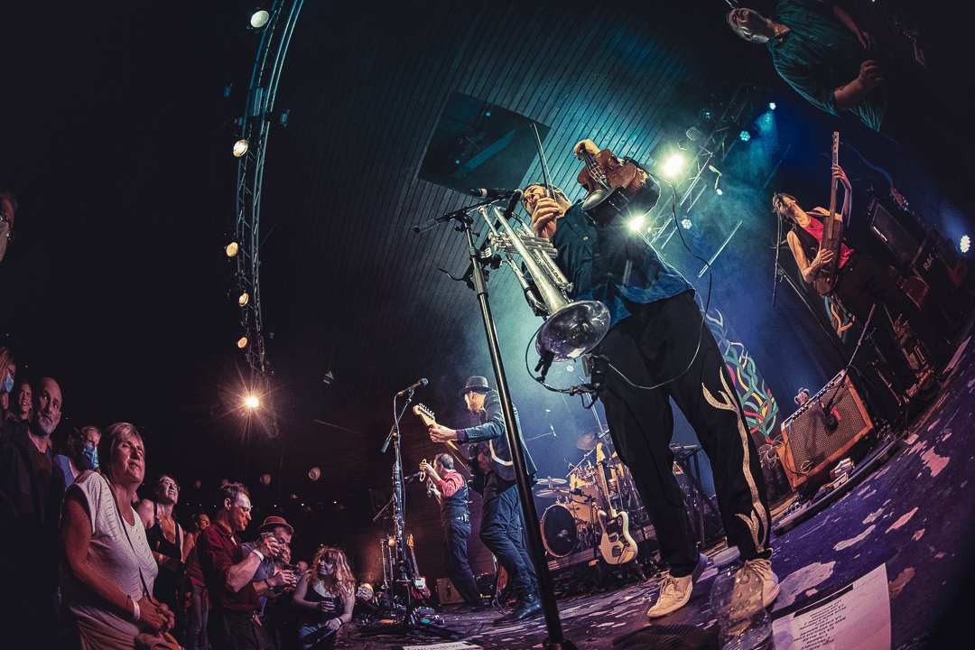 Cartel bigourdan alamzic bagneres debout sur le zinc voix sans issue concert 106 min