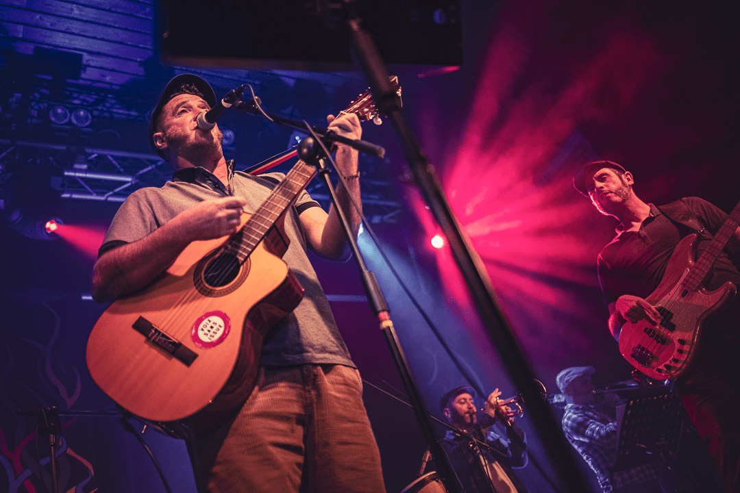 Cartel bigourdan alamzic bagneres debout sur le zinc voix sans issue concert 009 min
