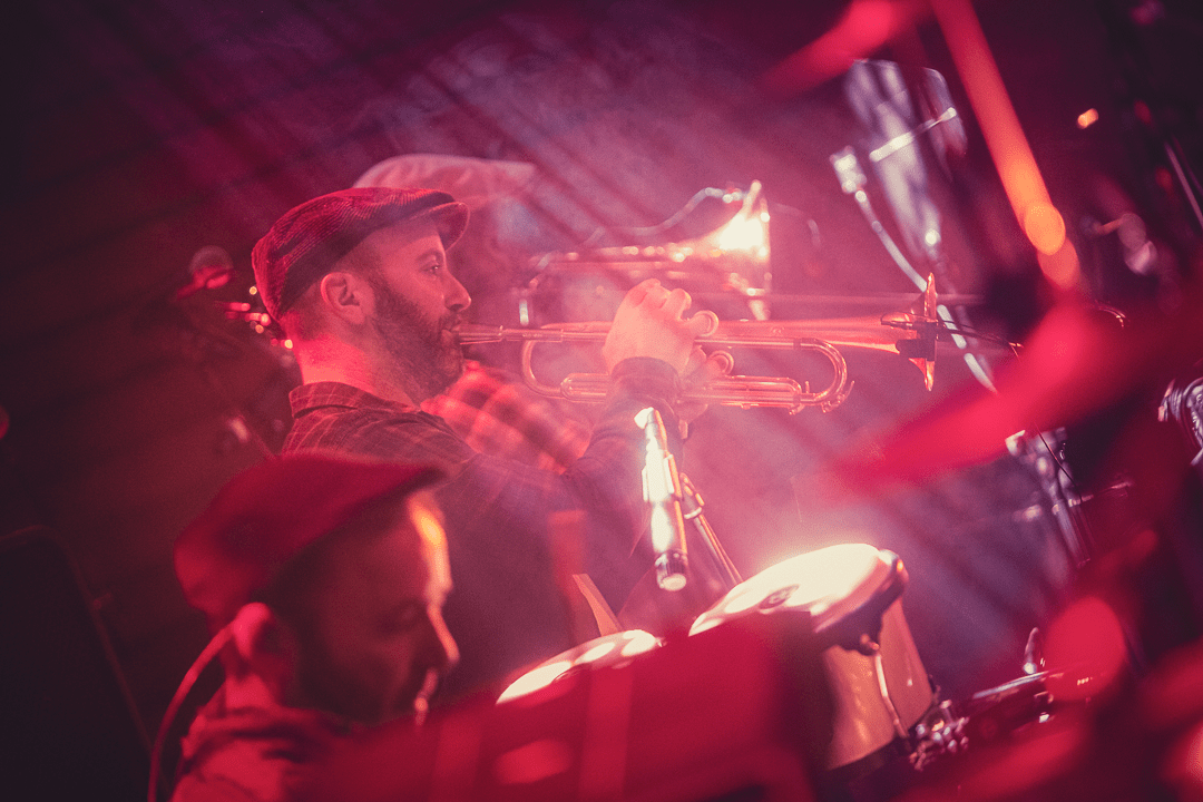 Cartel bigourdan alamzic bagneres debout sur le zinc voix sans issue concert 029 min