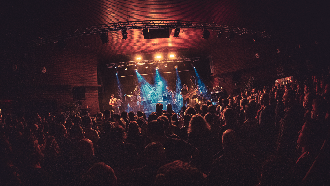 Cartel bigourdan alamzic bagneres debout sur le zinc voix sans issue concert 035 min