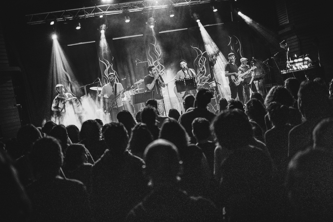 Cartel bigourdan alamzic bagneres debout sur le zinc voix sans issue concert 042 min