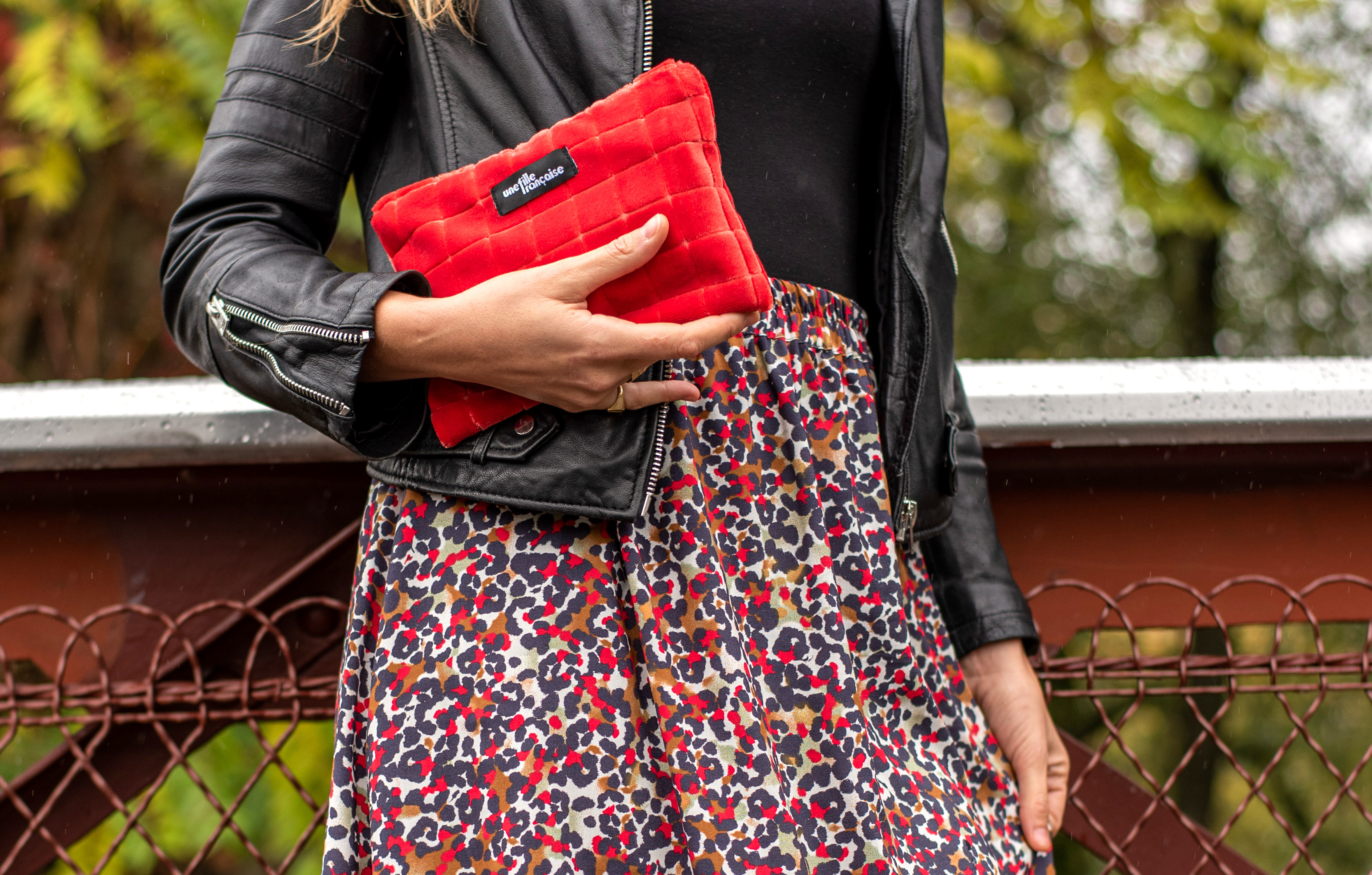 Une fille franc aise  sophie churlaud 1027 2 copie