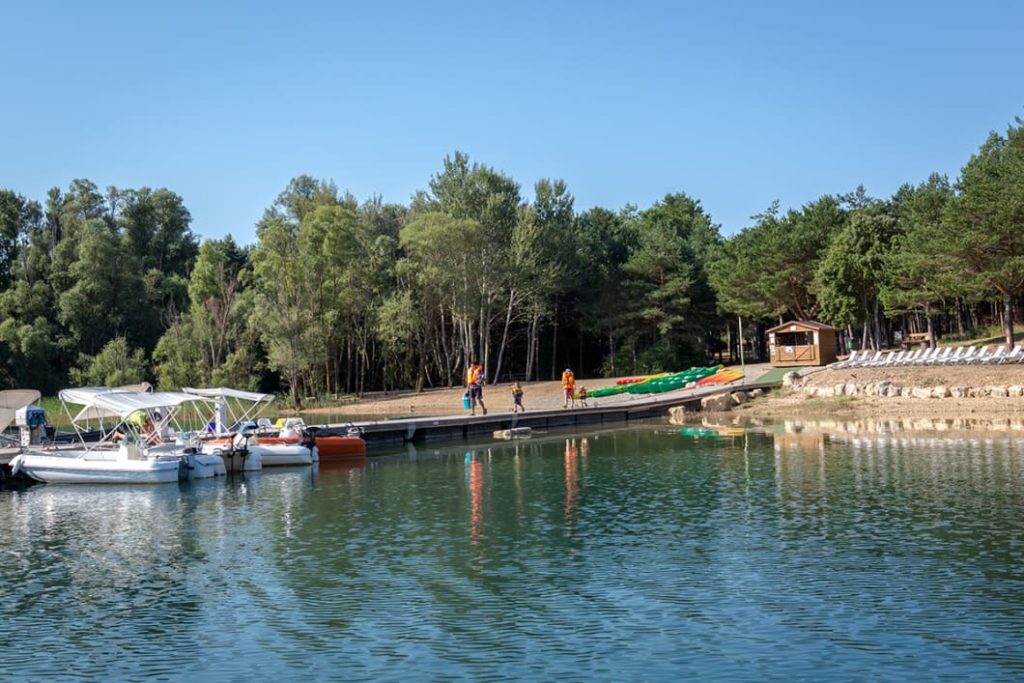Camping luxe la farigoulette e1 3f 26 8a be a3 aa a3 63 f9 cb 1b 25 f4 7c 6f e7 e2 2a 48 1024x683
