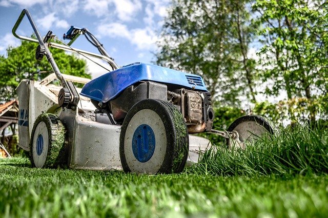 Lawn-mower-g31c502e8a 640