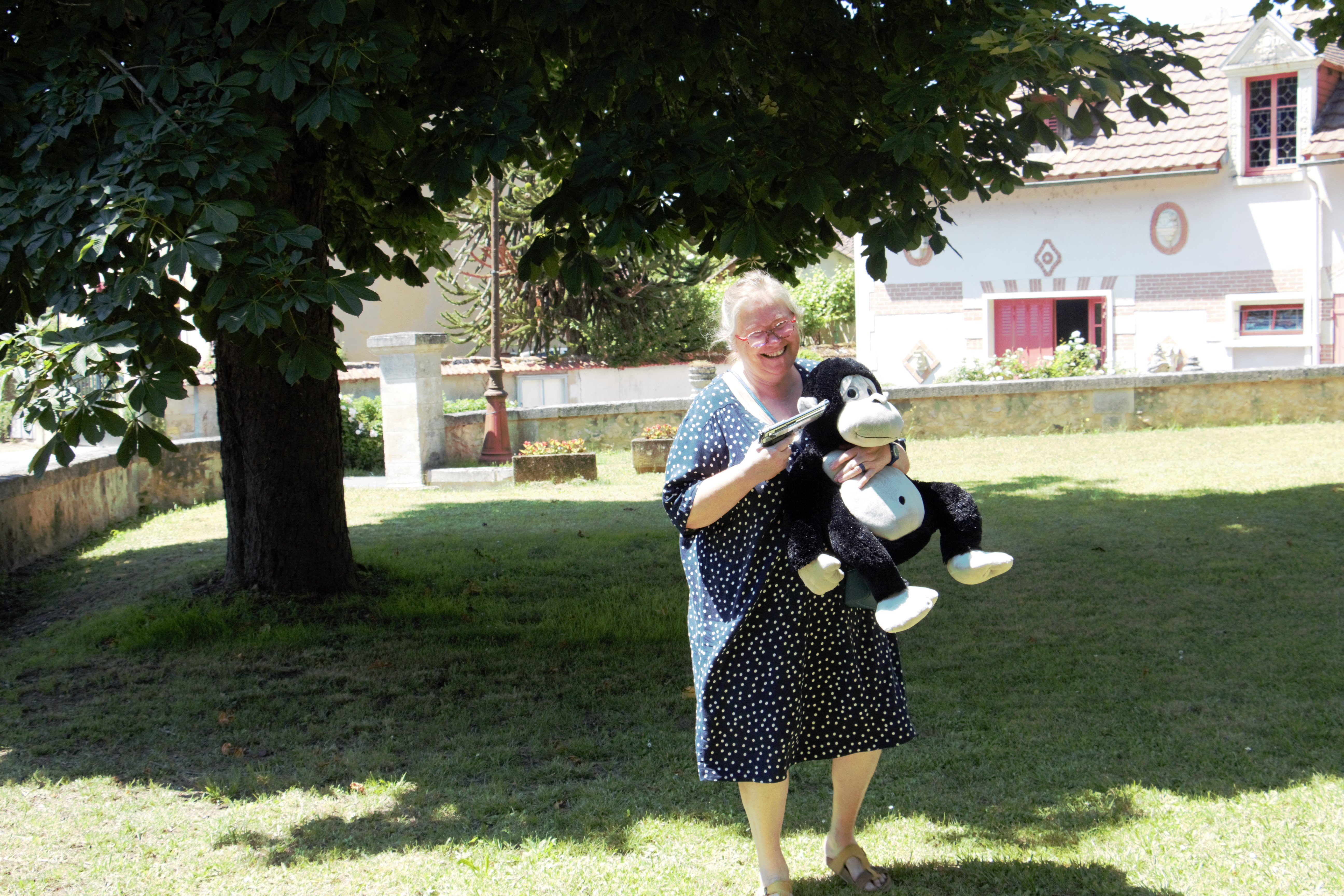 Annie et le gorille
