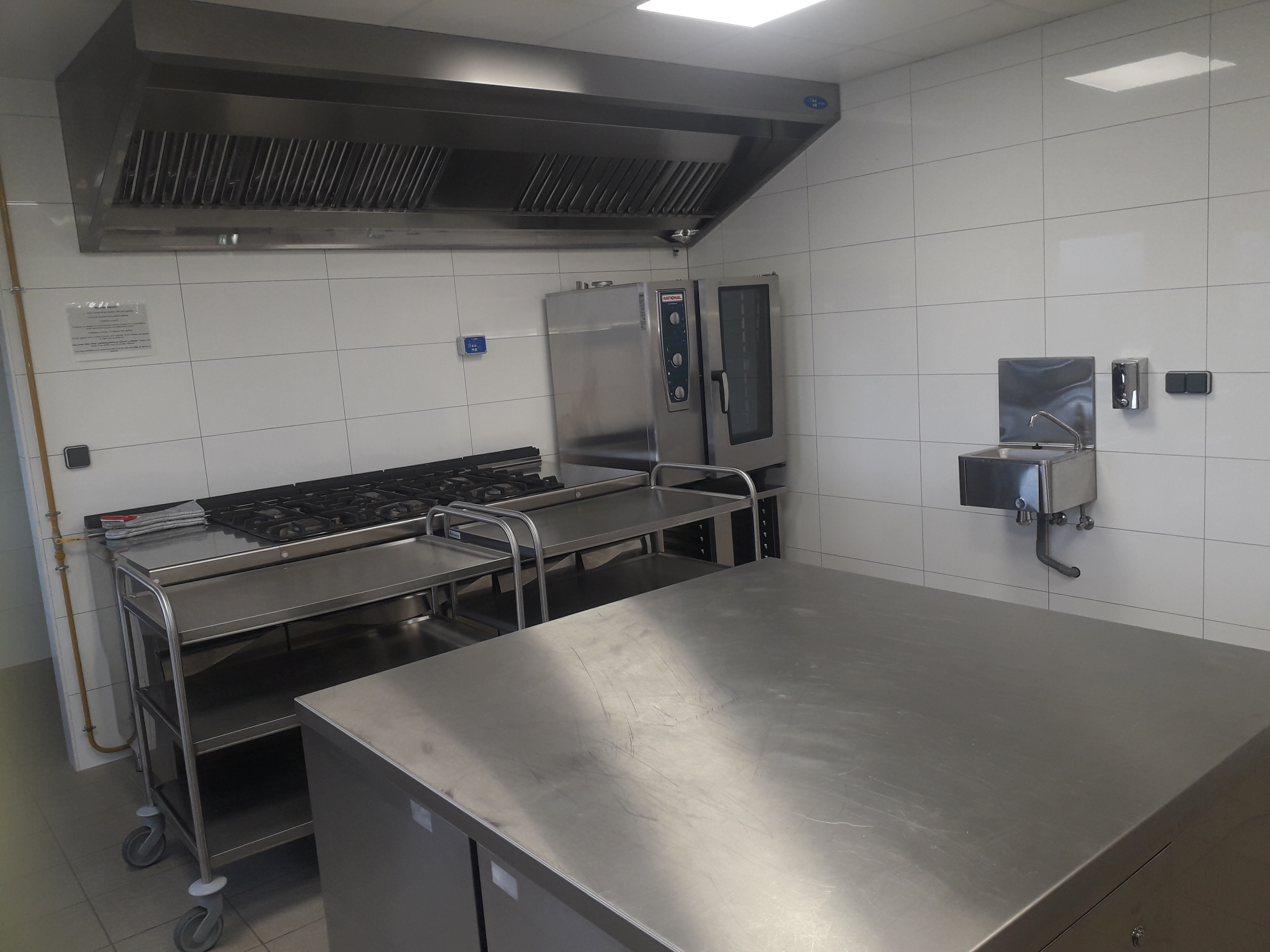 Photo-salle-salenthal-cuisine