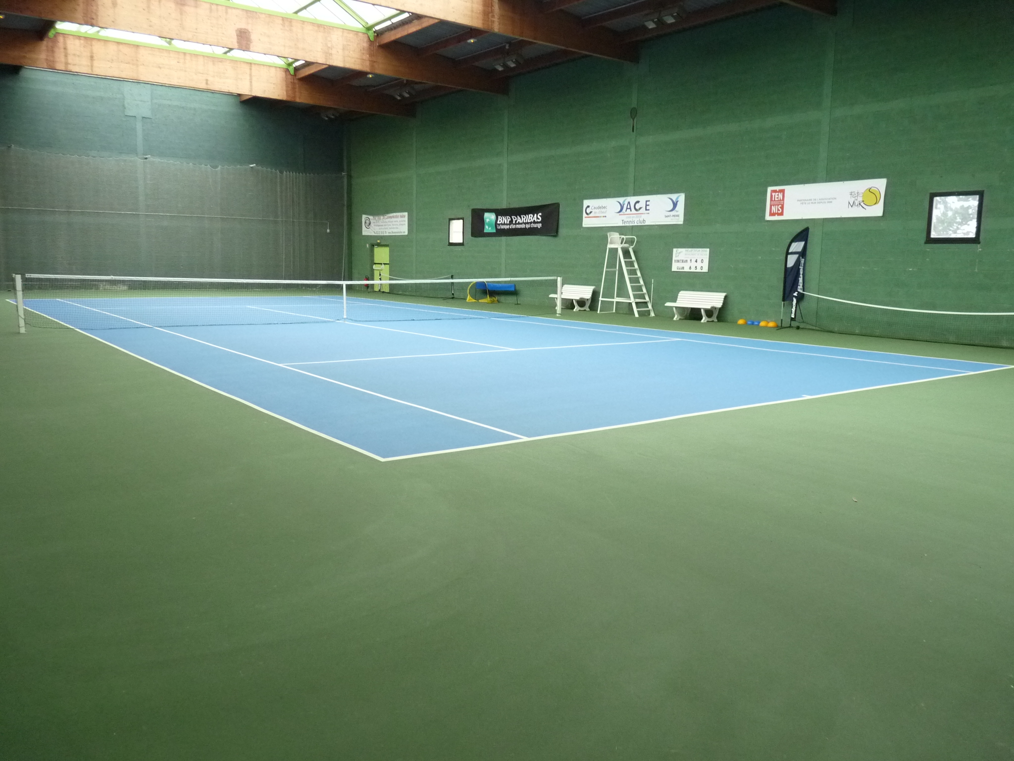 Tennis interieur caudebec
