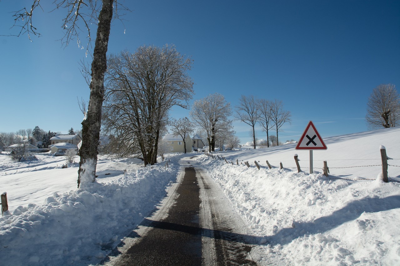 Entree badailhac sous la neige