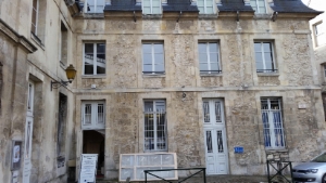 location d'objets boites aux lettres pour le cinéma, la  télévision clip vidéo
