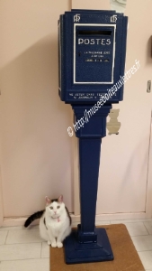 location  boites à lettres poste  pour le cinéma, la  télévision clip vidéo
