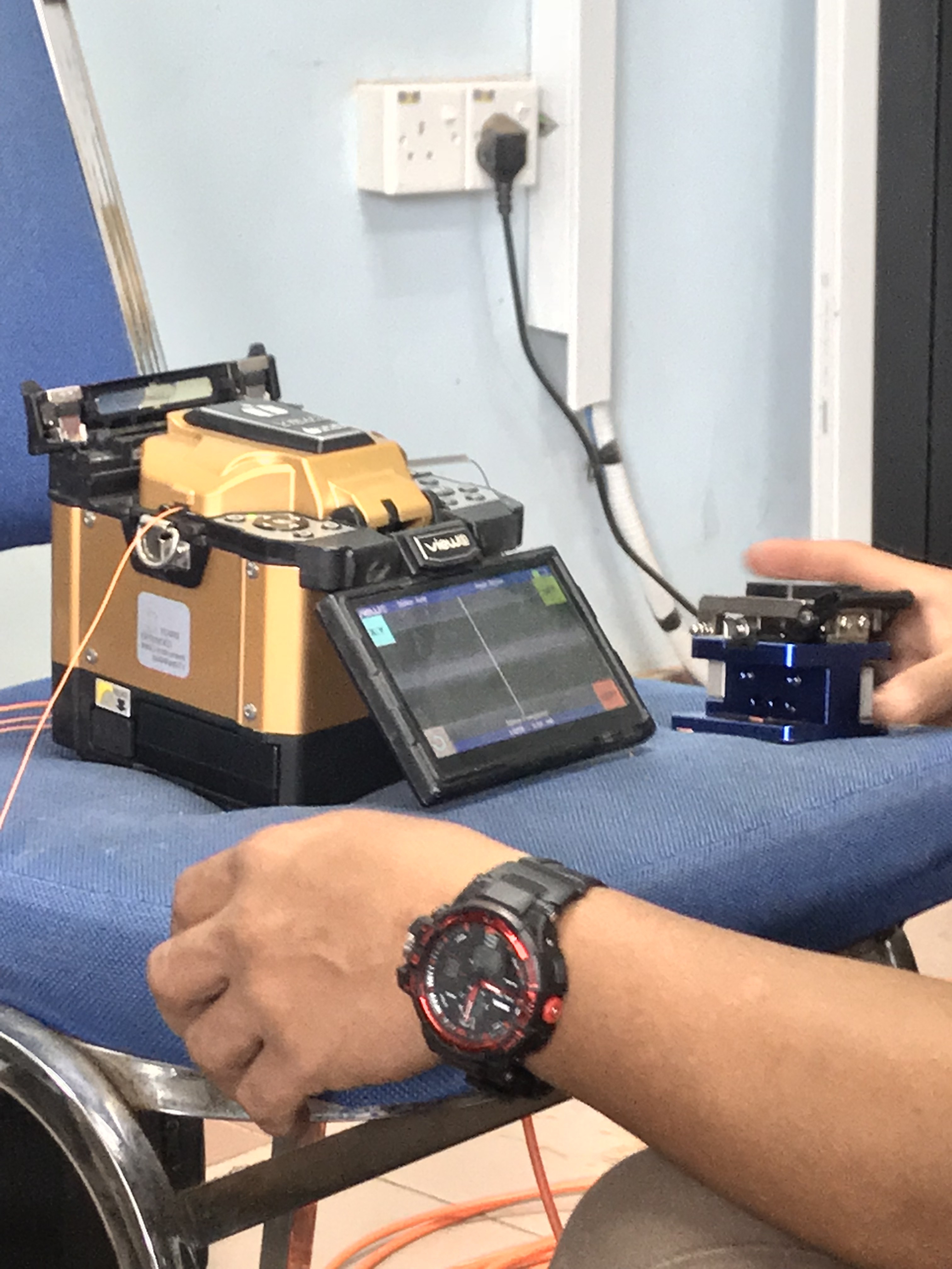 Splicing fiber optic cable t20 vrppzo
