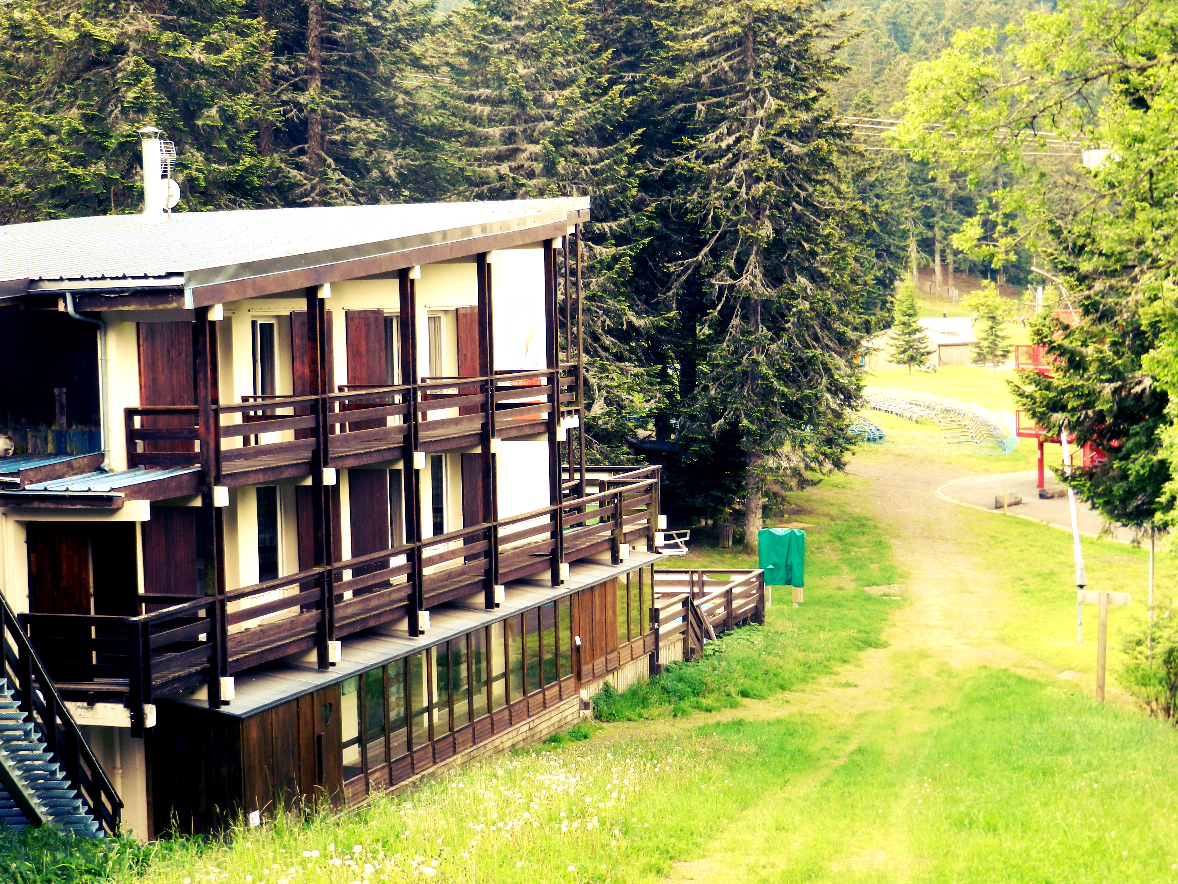 Hôtel Les Provinciales - Arpajon-Sur-Cère