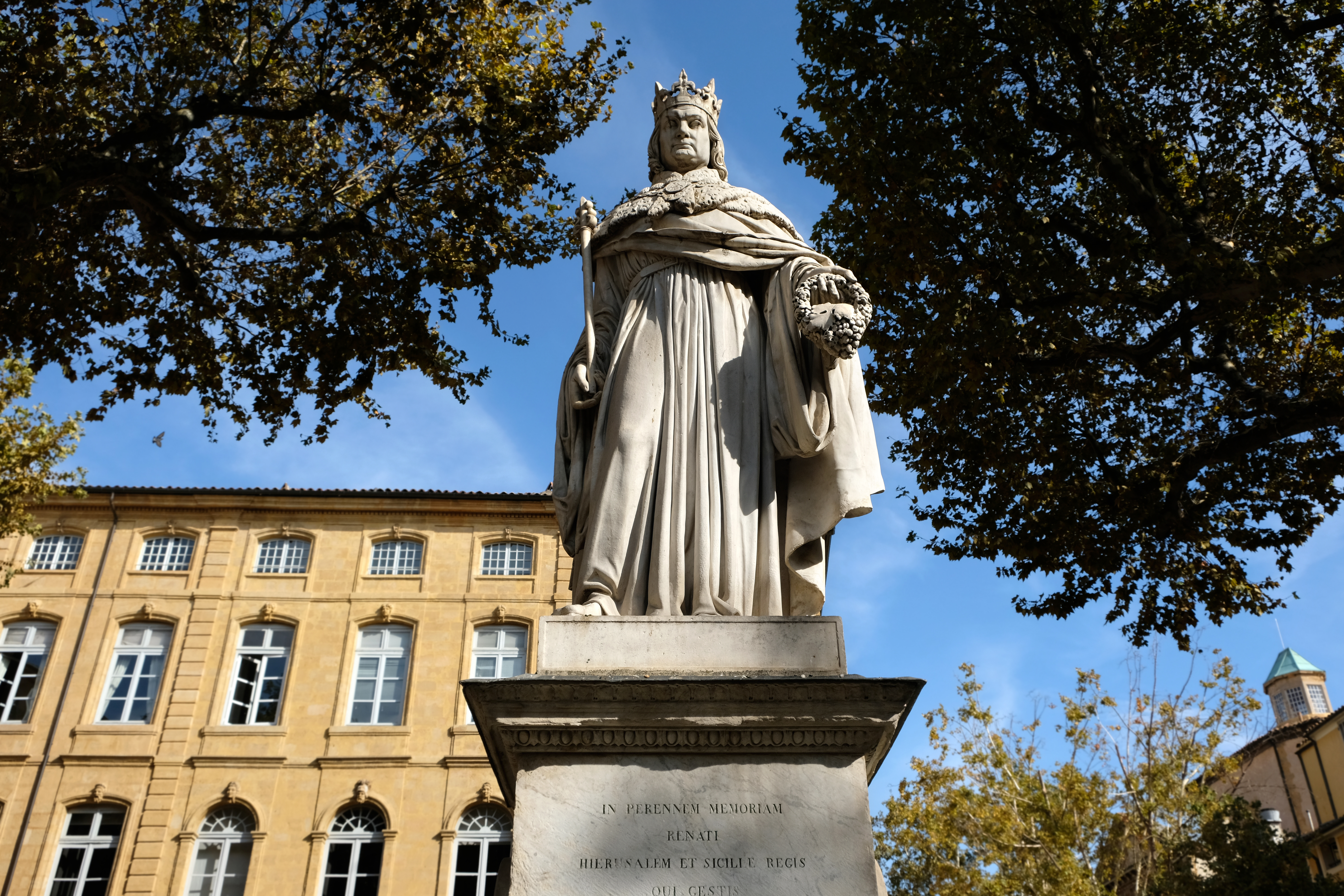 Aix provence france october 19 2017 the famous statue of king roi renee situated at the top of the main cours mirabeau market street