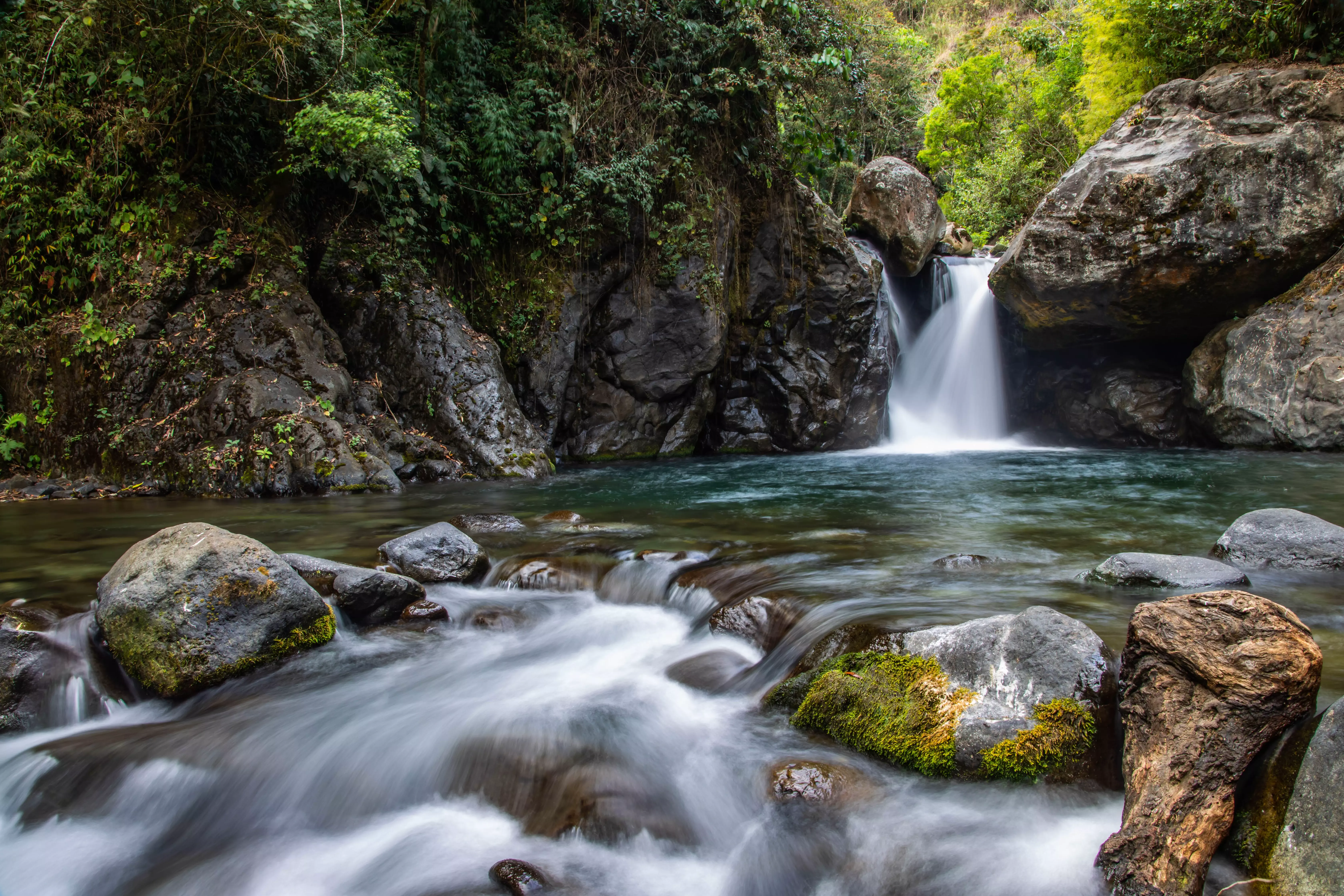 Cours d'eau souterrains et risques pour la santé en géobiologie