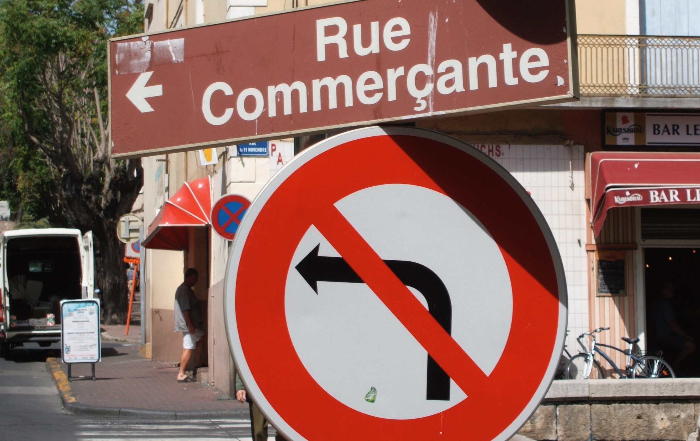 Centre-ville-signaletique-humour-set1