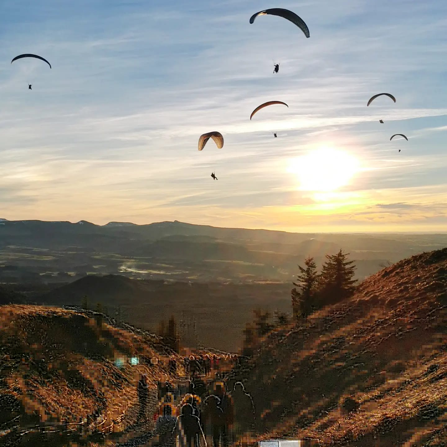 Parapentes au puy de dome