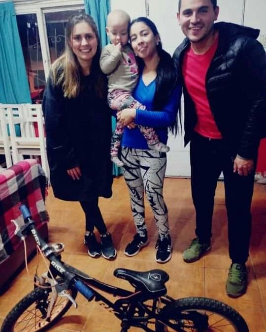 Robando Sonrisas rend visite à la famille de Roma