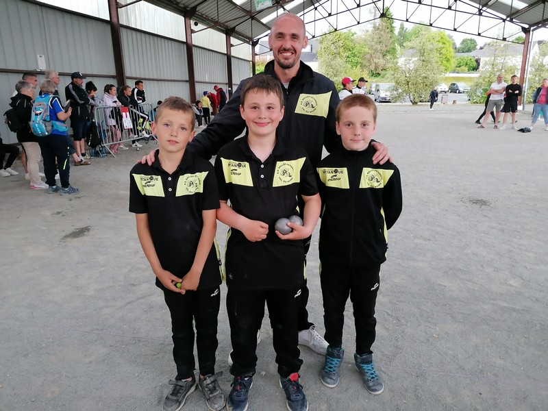 Vain-min-laval-p-2-