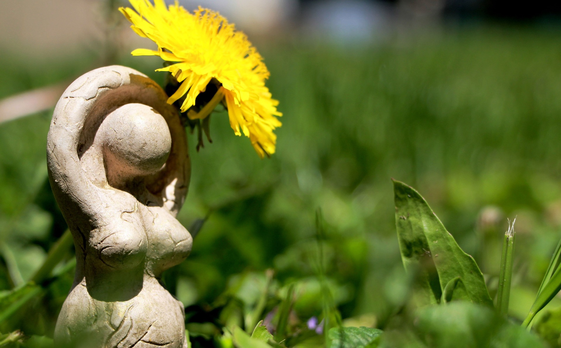 Statuette pissenlit
