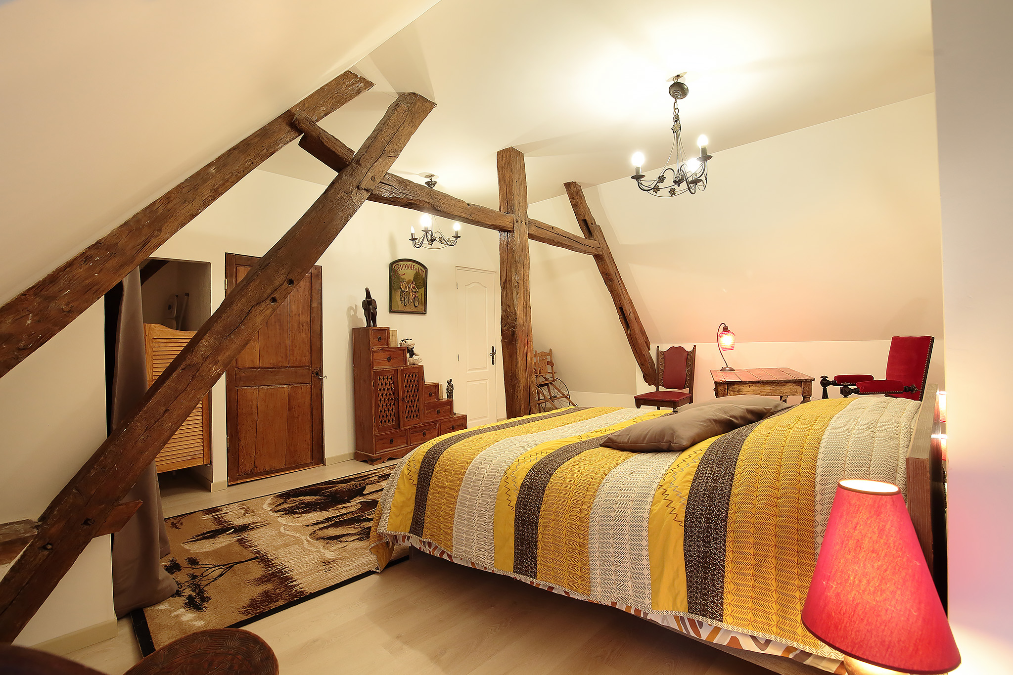 Chambre avec elephant vue de la fenetre