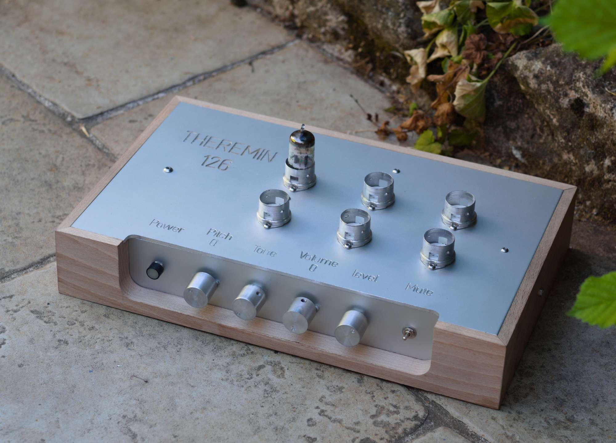 Theremin 6 
