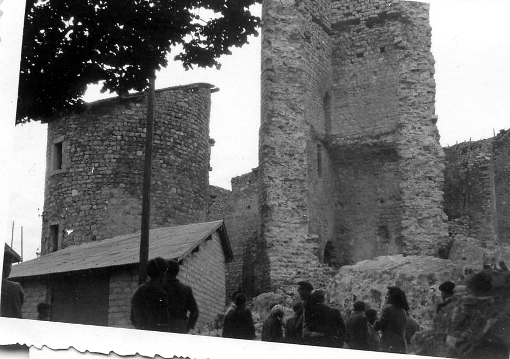 009 lles bastidons sideres au matin du 28 05 1951