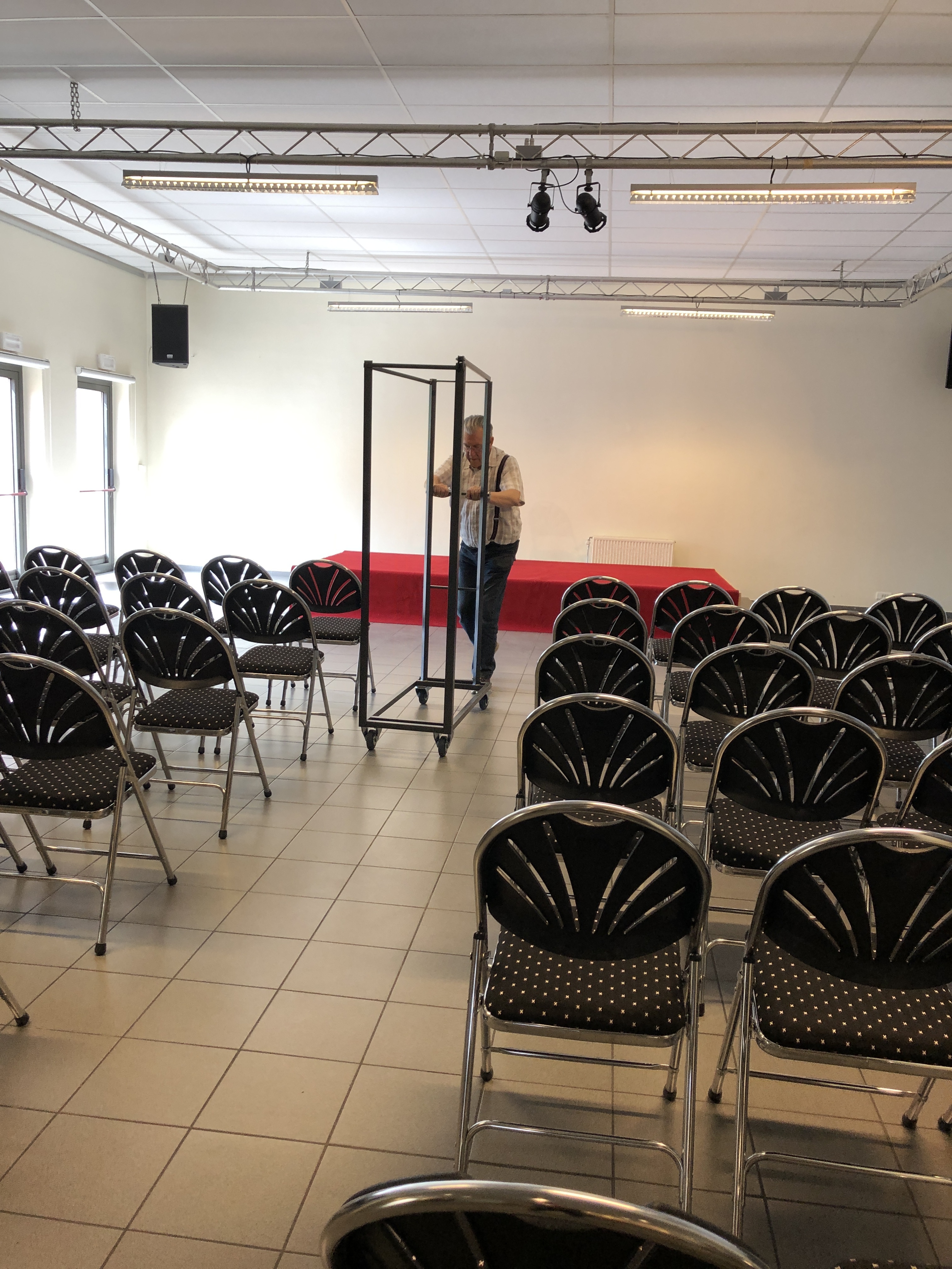 Installer les chaises
