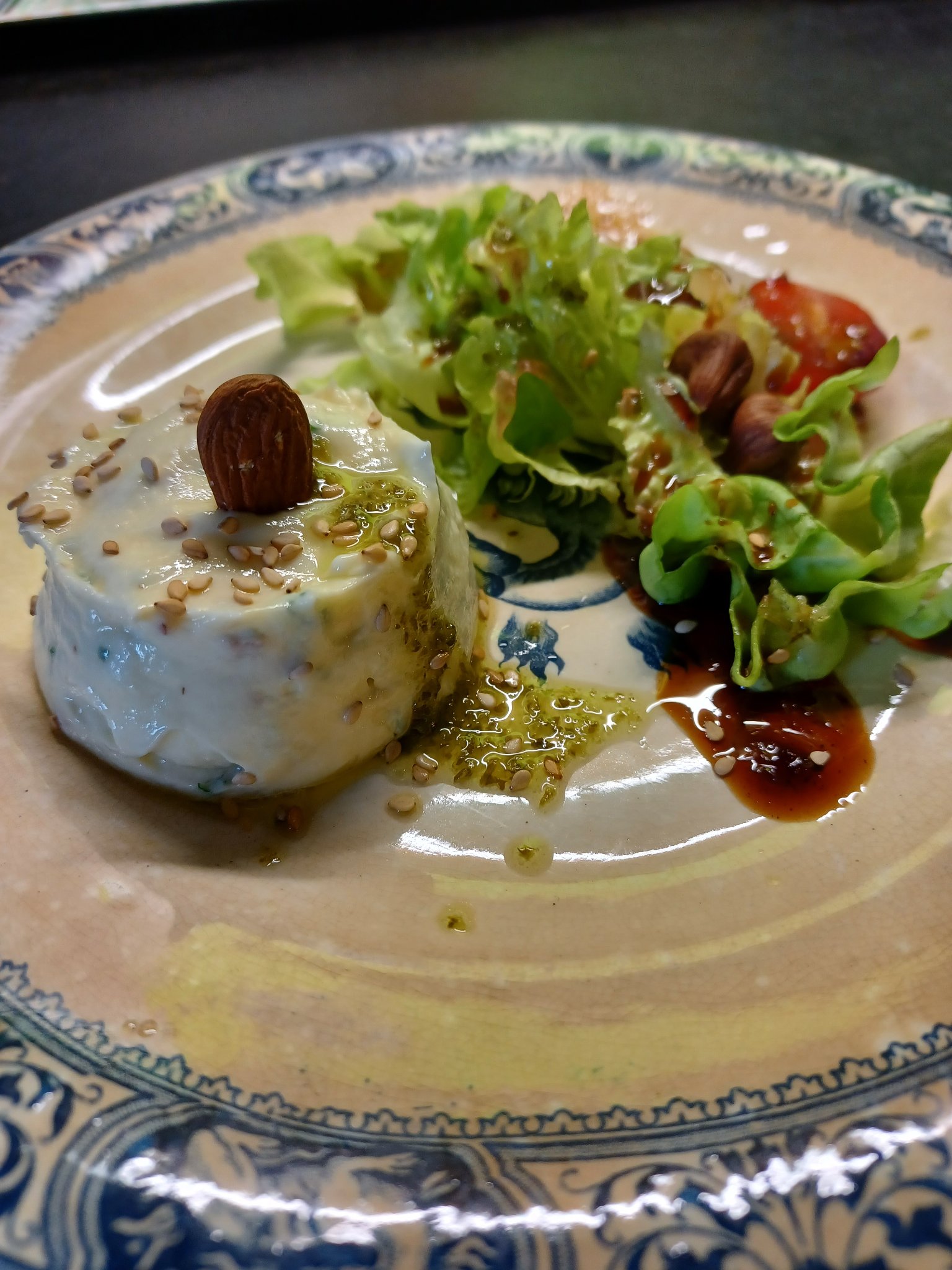 Pate a tartiner a la tome fraiche nivernaise miel et amande