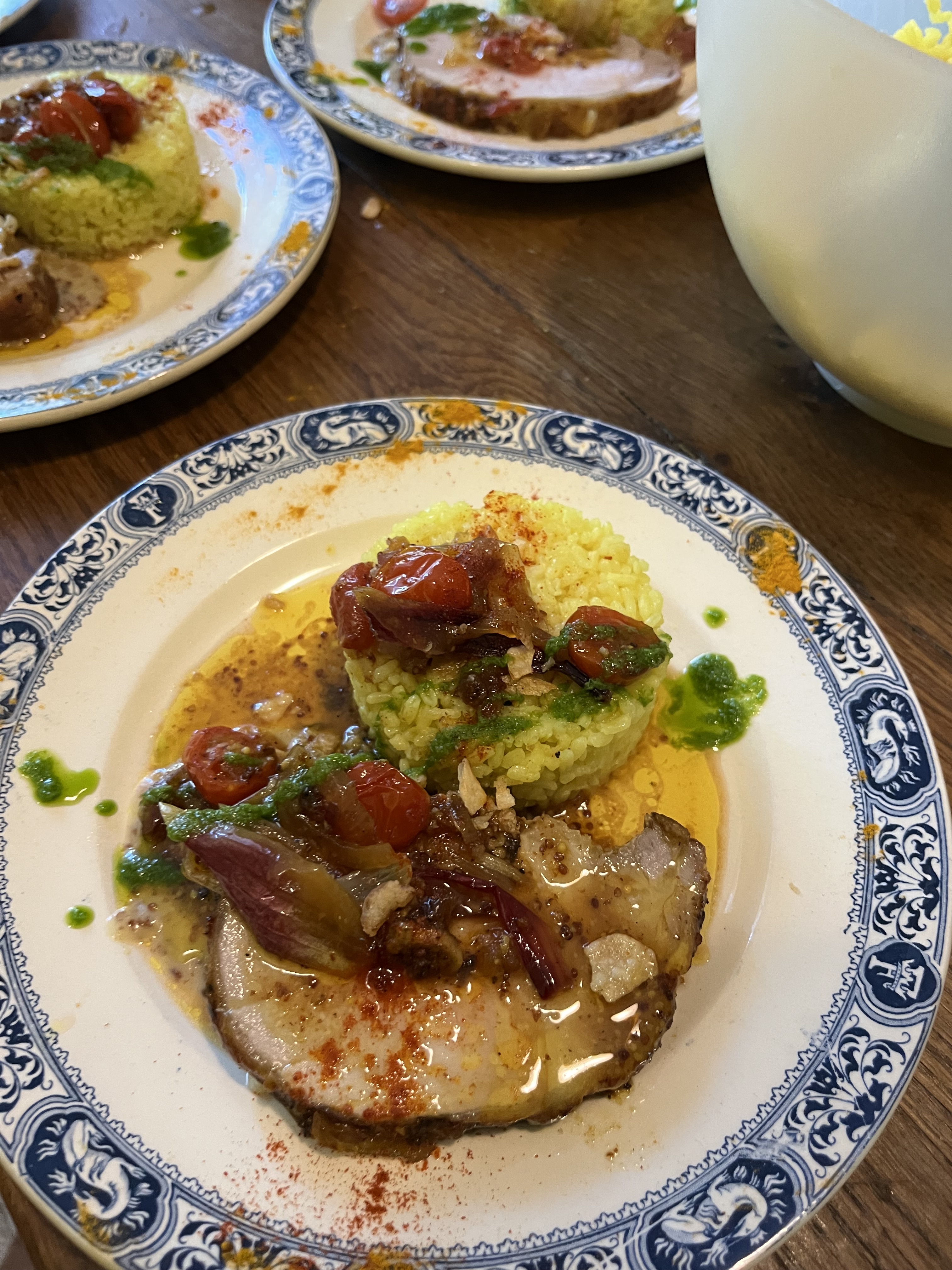 Roti de porc riz curcuma et legumes confits 2 