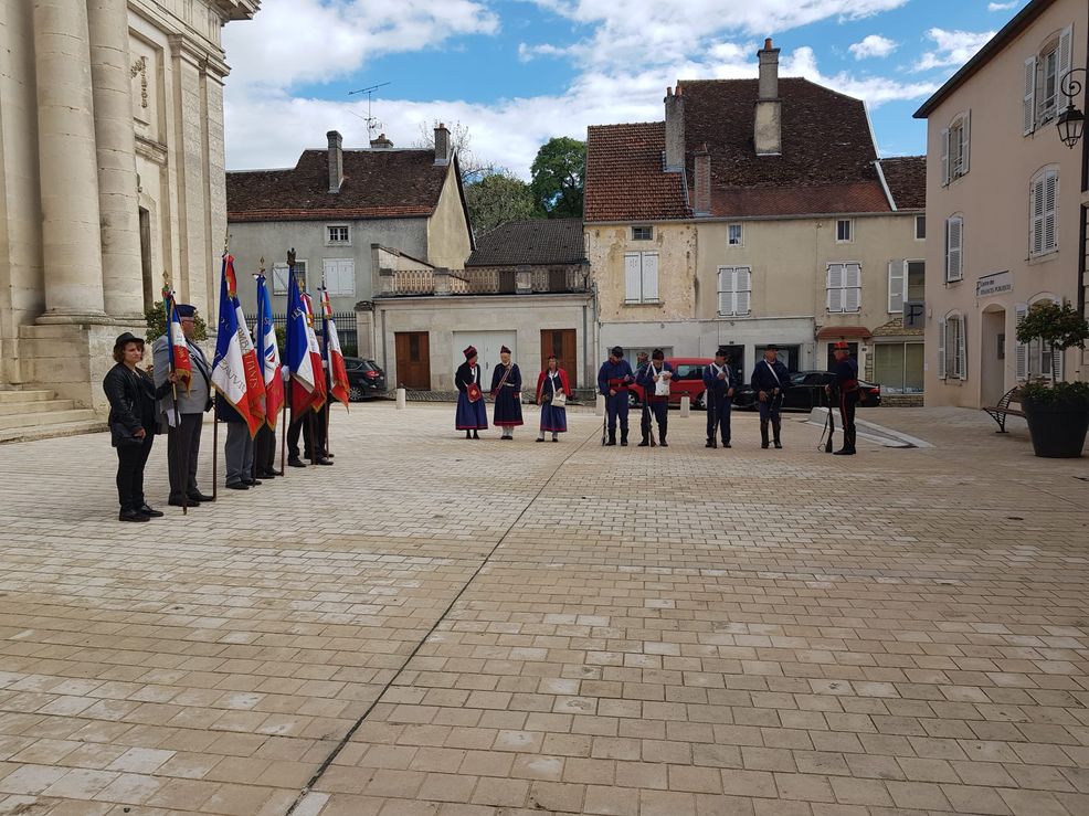 Cérémonie en l'honneur du général Frossard à Châteauvillain