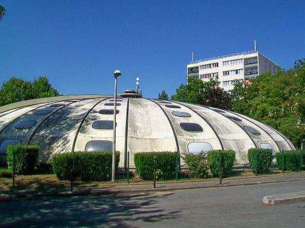 440px-Fosses -95- piscine