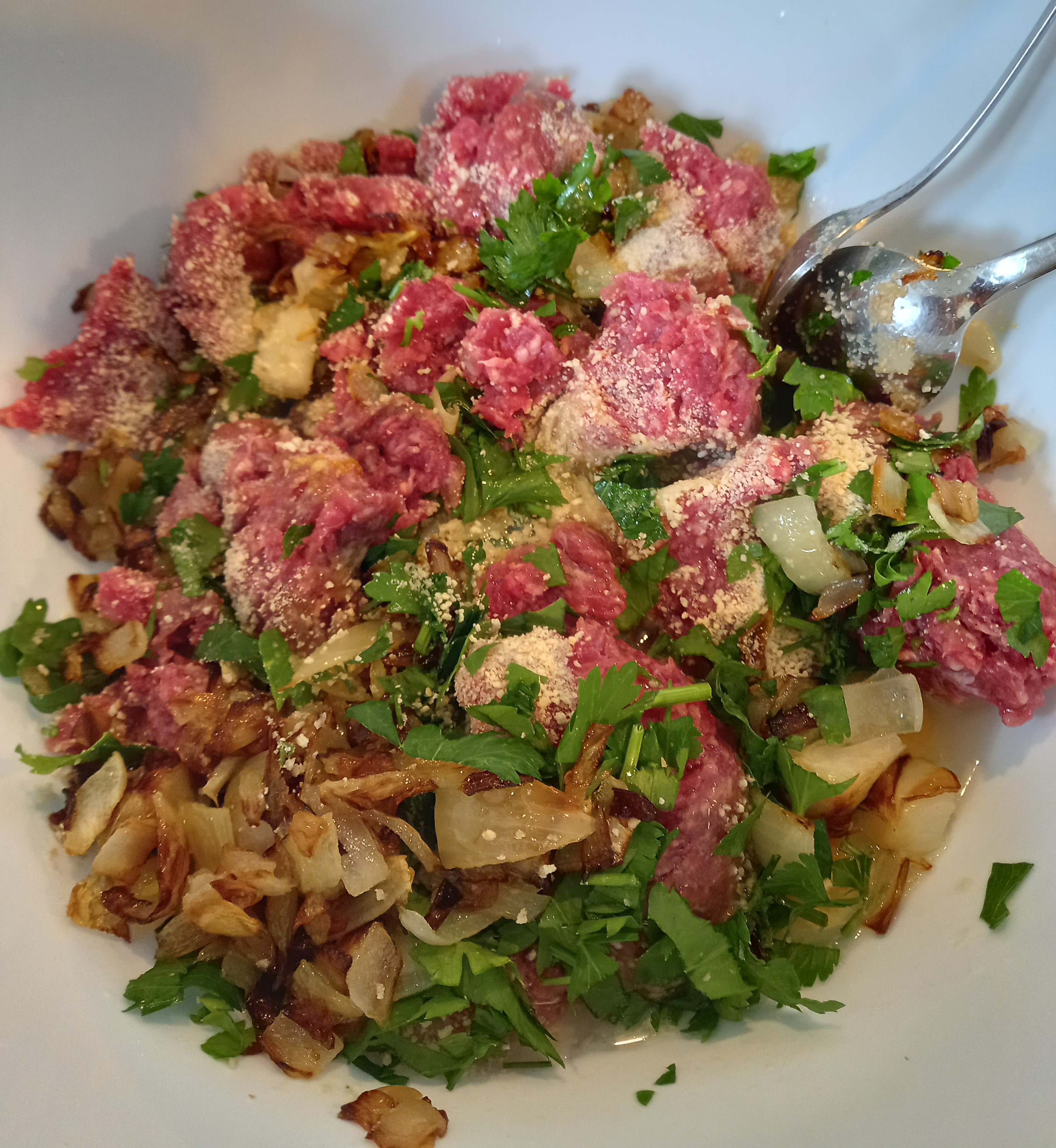 Recette des boulettes de viande aux herbes. Facile, rapide et  savoureuse !!