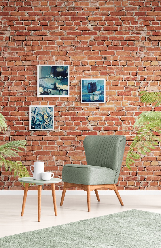 Warm bright sitting room with tropical plants 13