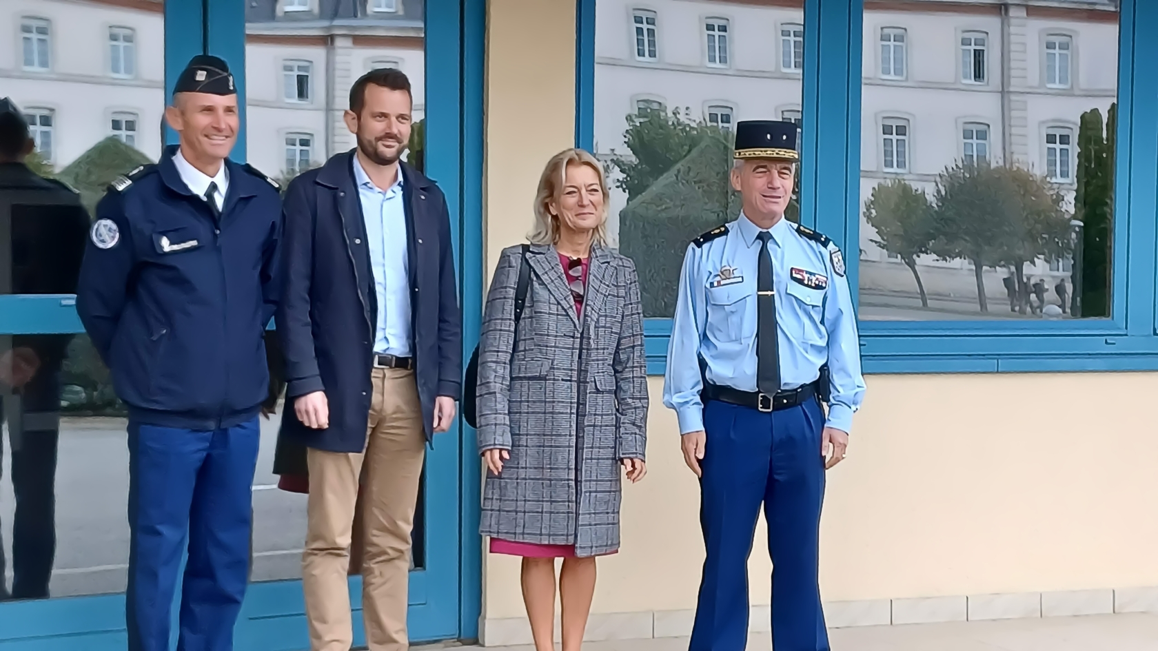 Visite à l'école de Gendarmerie de Chaumont 