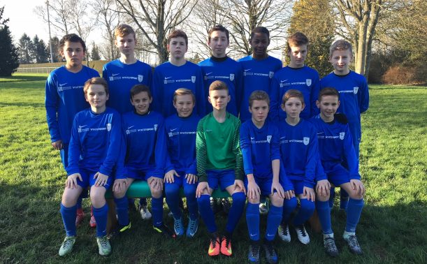 Classe-Foot-Mayenne-2017-2018-photo-2-611x378