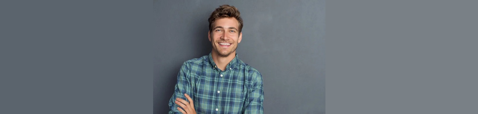 Men-happy-laughing-issy-les-moulineaux2