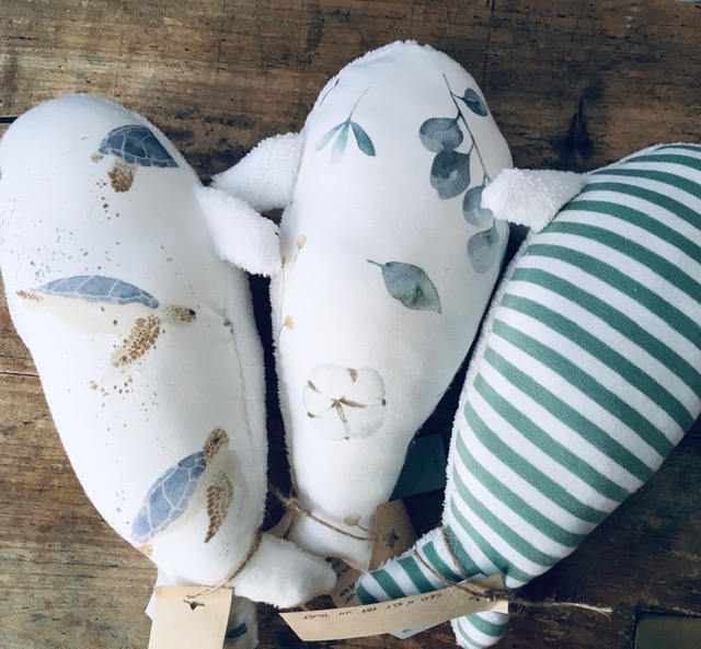 Baleineau HONORE (tortues)
Baleineau HORTENSE (nature)
Baleineau ERNEST (rayé)