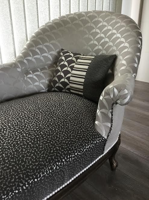 Refection restauration relooking fauteuil chaise canape meuble meridienne 2 tapissier decorateur bordeaux st medard en jalles atelier les renaissances