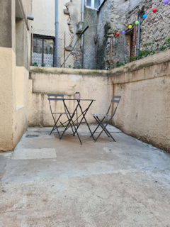 Image 4 