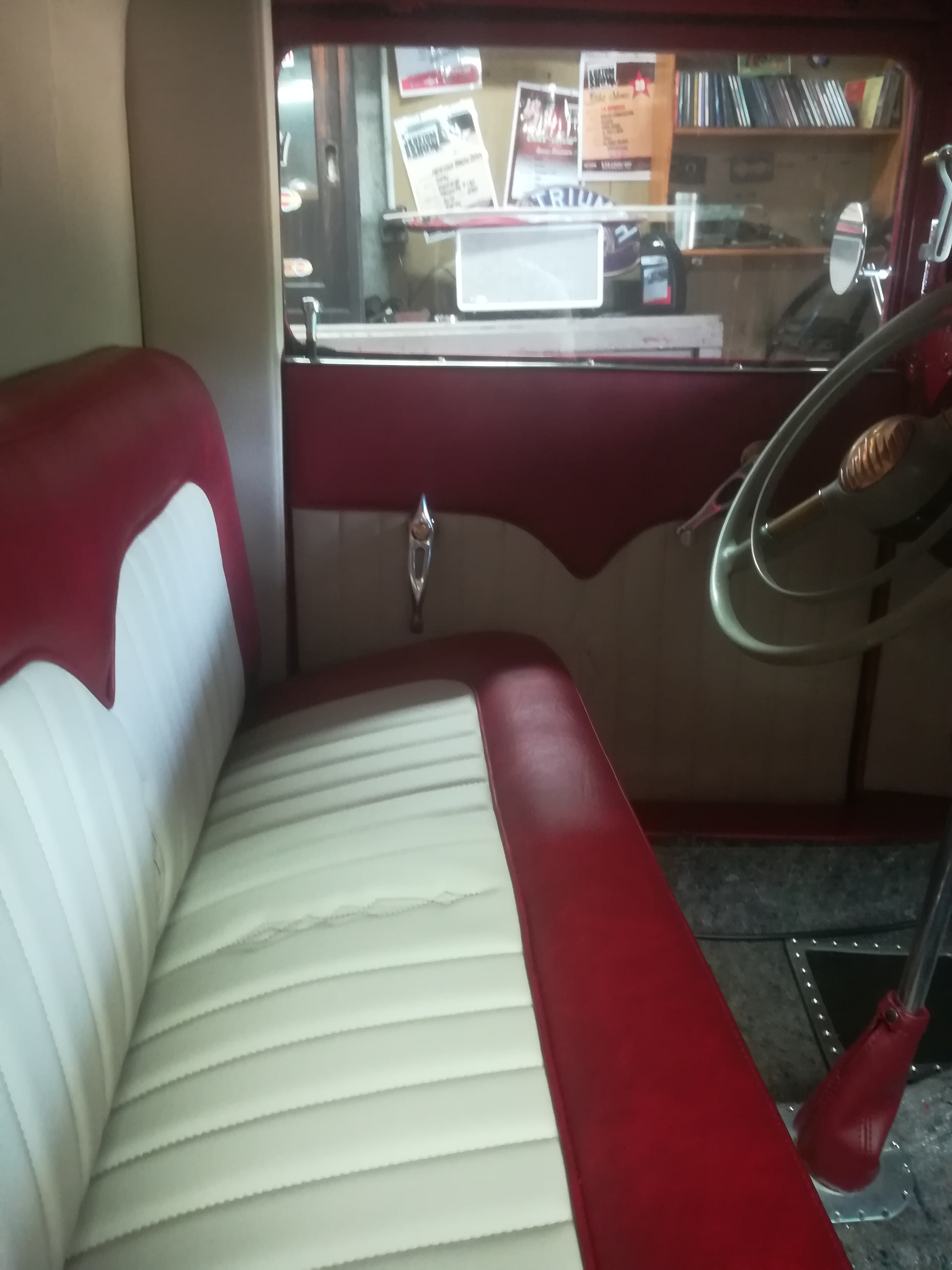 Auto retro 255
