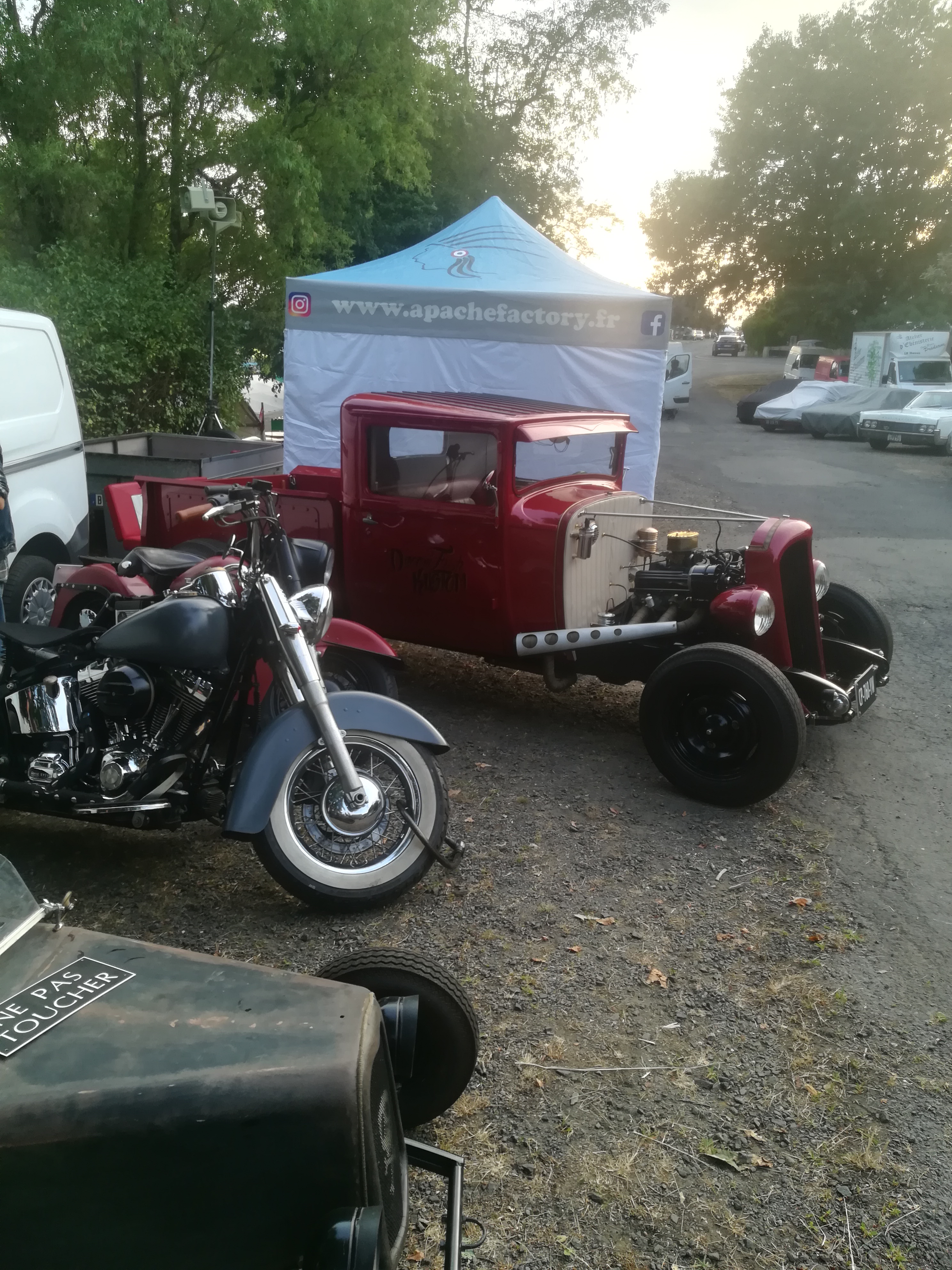 Auto retro 318