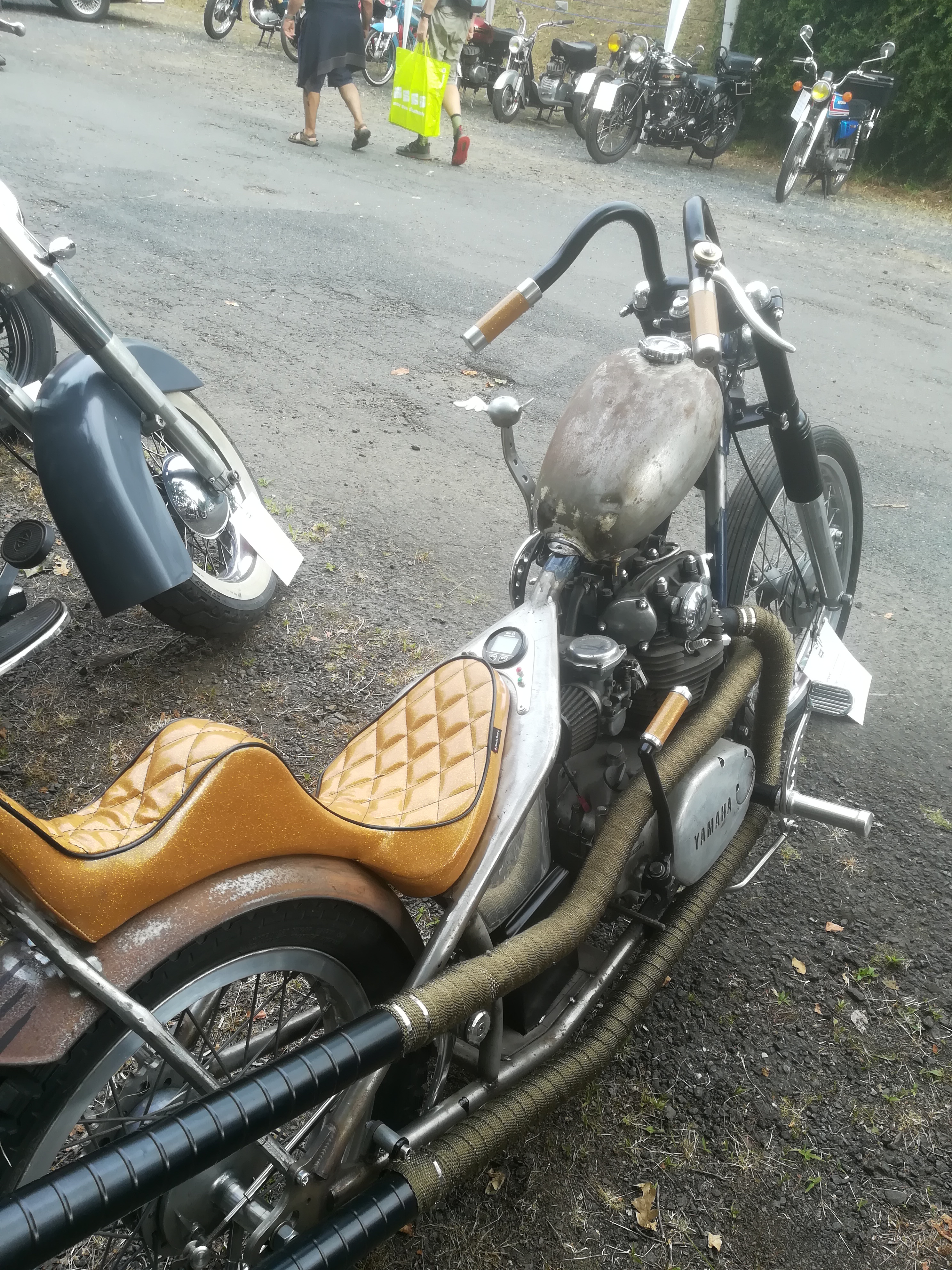 Auto retro 323