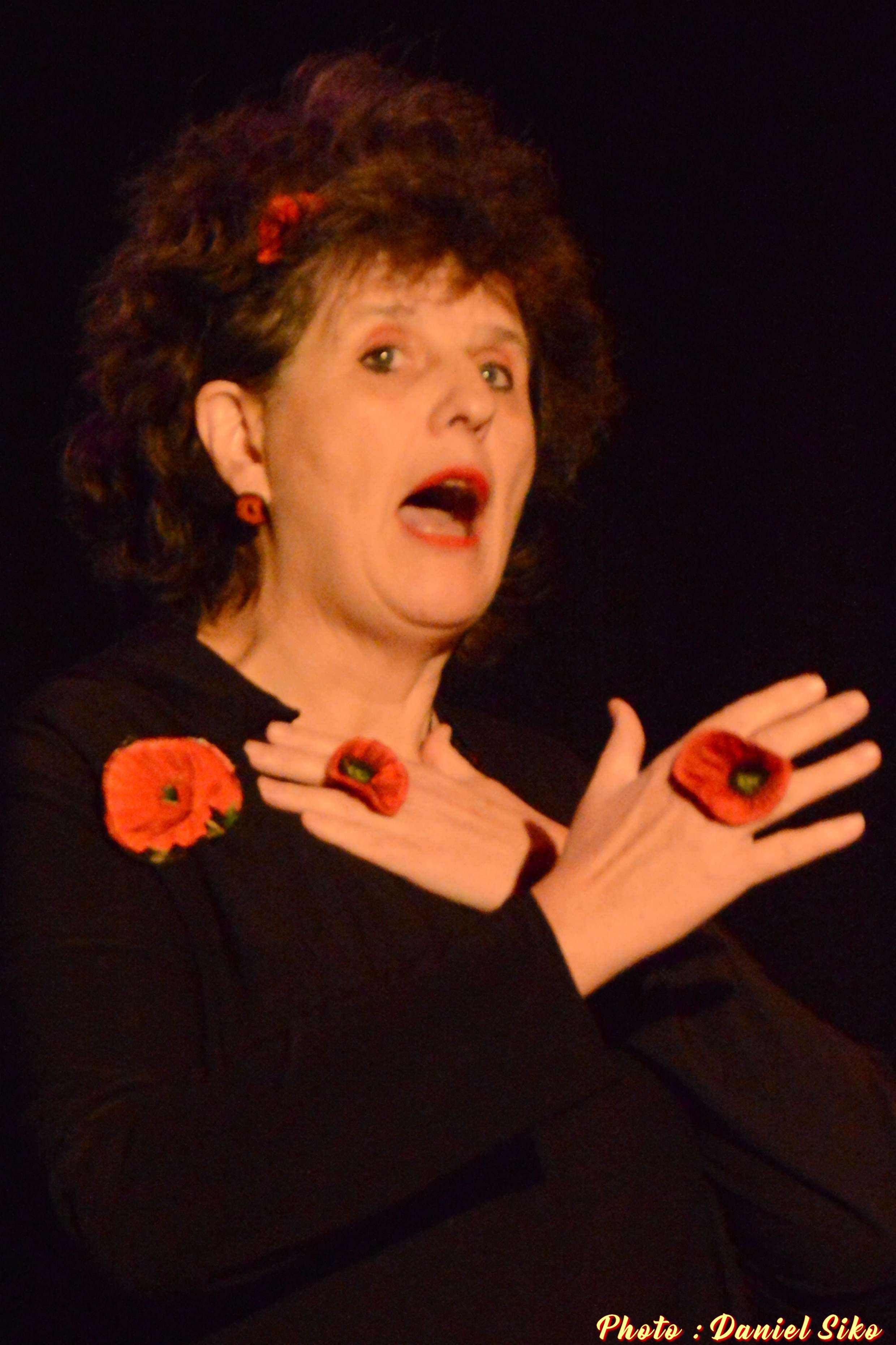 Les-femmes-coquelicots-07